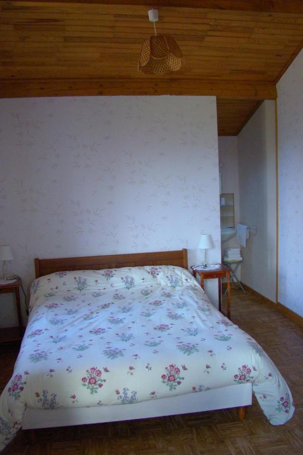 Chambres D'Hotes Les Graves Saint-Pierre-Lafeuille Bagian luar foto